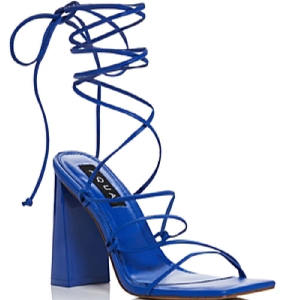 Aqua Leah Tie Sandal NEW!
Size 7.5
